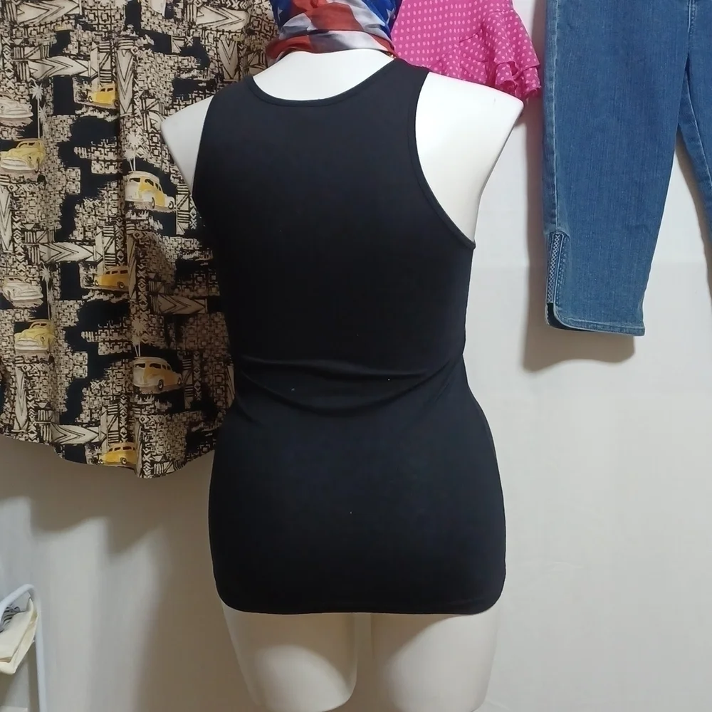 Womens t-shirt in size s p ch in a beautiful black polyester and cotton - Picture 4 of 6